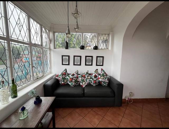 3 BEDROOM HOUSE FOR SALE IN KENSINGTON